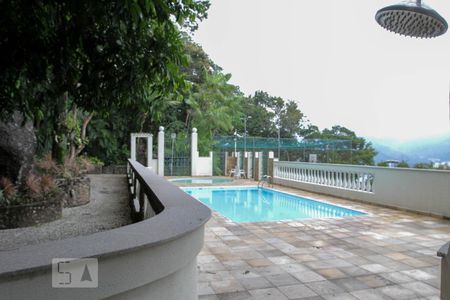 Apartamento à venda com 155m², 2 quartos e 2 vagasÁrea comum - Piscina