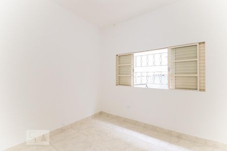 Quarto de casa para alugar com 1 quarto, 50m² em Vila Santa Clara, São Paulo