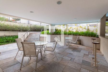 Apartamento à venda com 90m², 1 quarto e 1 vagaÁrea externa