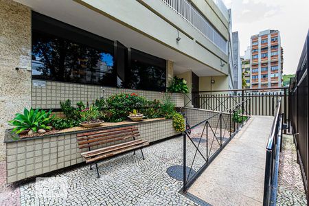 Apartamento para alugar com 50m², 1 quarto e 1 vagaÁrea comum - Área Externa