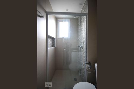 Apartamento para alugar com 55m², 2 quartos e 1 vaga Apartamento para alugar com 55m², 2 quartos e 1 vagaDetalhe do Banheiro Suíte