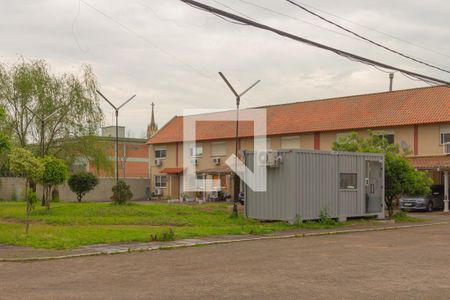 Casa de condomínio à venda com 120m², 2 quartos e 1 vagaMinimercado