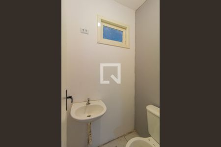 Casa de condomínio à venda com 120m², 2 quartos e 1 vagaLavabo