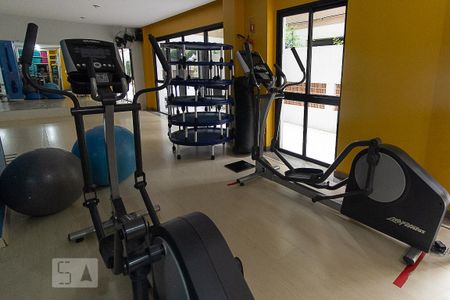 Apartamento para alugar com 172m², 3 quartos e 1 vaga Apartamento para alugar com 172m², 3 quartos e 1 vagaAcademia