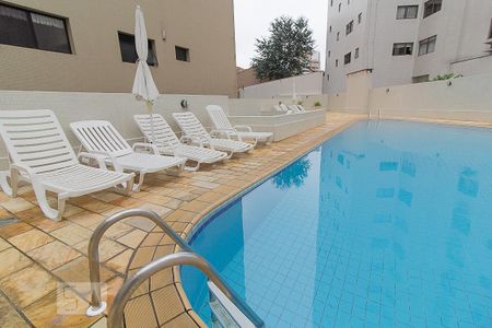 Apartamento para alugar com 172m², 3 quartos e 1 vaga Apartamento para alugar com 172m², 3 quartos e 1 vagaPiscina