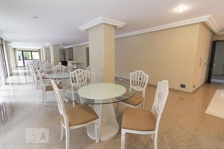 Apartamento para alugar com 172m², 3 quartos e 1 vaga Apartamento para alugar com 172m², 3 quartos e 1 vagaSalão de Festas