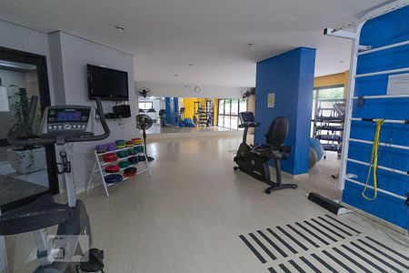 Apartamento para alugar com 172m², 3 quartos e 1 vaga Apartamento para alugar com 172m², 3 quartos e 1 vagaAcademia
