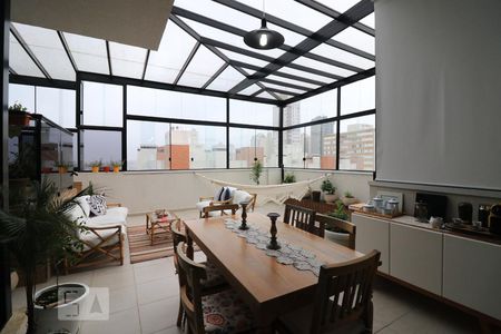 Apartamento para alugar com 118m², 2 quartos e 2 vagasCobertura