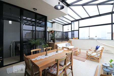 Apartamento para alugar com 118m², 2 quartos e 2 vagasCobertura