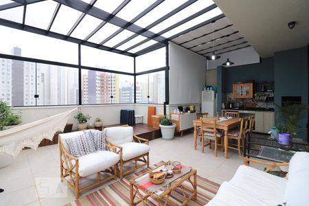 Apartamento para alugar com 118m², 2 quartos e 2 vagasCobertura