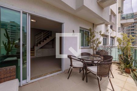 Varanda de apartamento para alugar com 3 quartos, 117m² em Barra da Tijuca, Rio de Janeiro