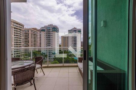 Varanda de apartamento para alugar com 3 quartos, 117m² em Barra da Tijuca, Rio de Janeiro