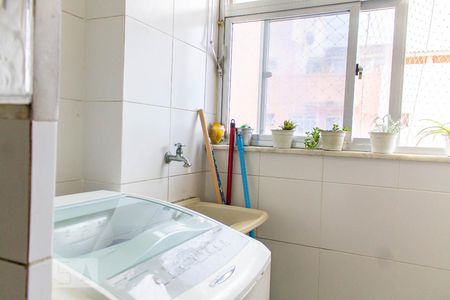 Apartamento à venda com 120m², 2 quartos e 1 vagaÁrea de Serviço