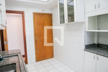 Apartamento à venda com 120m², 3 quartos e 2 vagas Apartamento à venda com 120m², 3 quartos e 2 vagasCozinha