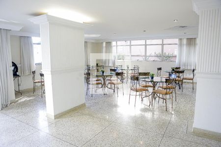 Apartamento à venda com 120m², 3 quartos e 2 vagas Apartamento à venda com 120m², 3 quartos e 2 vagasÁrea comum - Salão de Festas