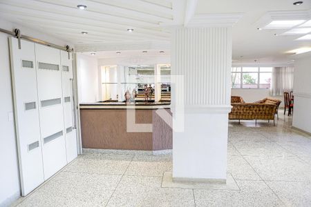 Apartamento à venda com 120m², 3 quartos e 2 vagas Apartamento à venda com 120m², 3 quartos e 2 vagasÁrea comum - Salão de Festas