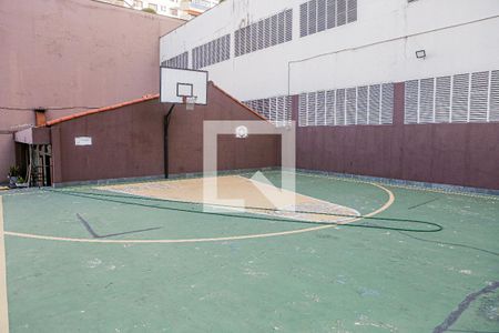Apartamento à venda com 120m², 3 quartos e 2 vagas Apartamento à venda com 120m², 3 quartos e 2 vagasÁrea comum - Quadra