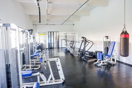 Apartamento à venda com 120m², 3 quartos e 2 vagas Apartamento à venda com 120m², 3 quartos e 2 vagasÁrea comum - Academia