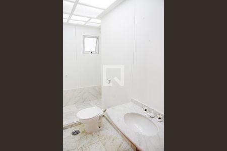 Apartamento à venda com 120m², 3 quartos e 2 vagas Apartamento à venda com 120m², 3 quartos e 2 vagasBanheiro