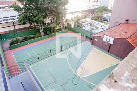 Apartamento à venda com 120m², 3 quartos e 2 vagas Apartamento à venda com 120m², 3 quartos e 2 vagasÁrea comum - Quadra