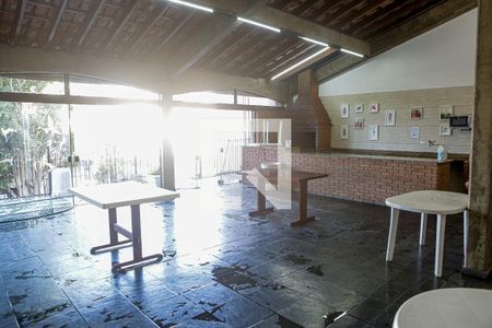 Apartamento à venda com 120m², 3 quartos e 2 vagas Apartamento à venda com 120m², 3 quartos e 2 vagasÁrea comum - Churrasqueira
