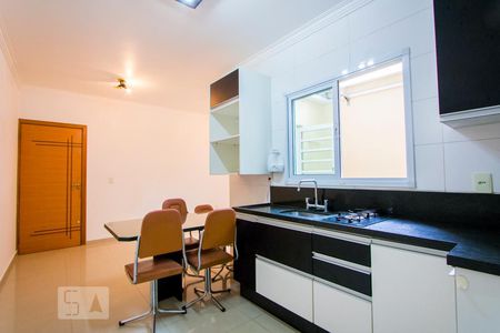 Apartamento à venda com 90m², 2 quartos e 1 vagaCozinha