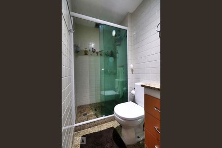 Apartamento à venda com 185m², 3 quartos e 4 vagasBanheiro da Suíte 3