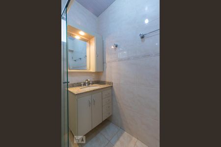 Apartamento para alugar com 118m², 3 quartos e 1 vaga Apartamento para alugar com 118m², 3 quartos e 1 vagaBanheiro social