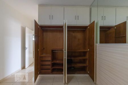 Quarto da suíte de apartamento para alugar com 3 quartos, 118m² em Centro, Campinas