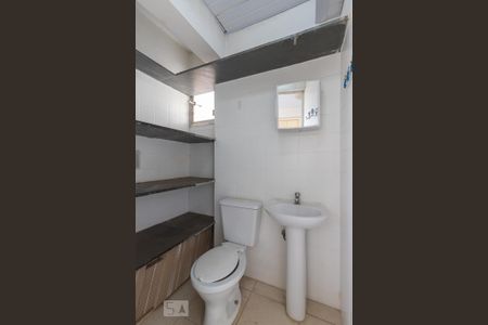 Apartamento para alugar com 118m², 3 quartos e 1 vaga Apartamento para alugar com 118m², 3 quartos e 1 vagaBanheiro de serviço