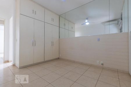 Quarto da suíte de apartamento para alugar com 3 quartos, 118m² em Centro, Campinas