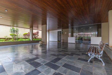 Apartamento para alugar com 118m², 3 quartos e 1 vaga Apartamento para alugar com 118m², 3 quartos e 1 vagaÁrea comum - Hall de entrada