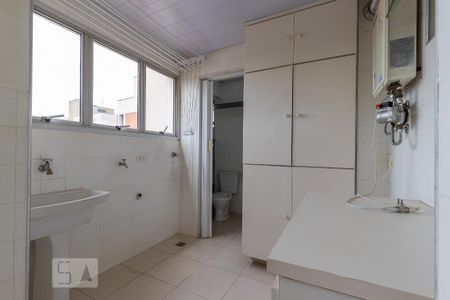 Apartamento para alugar com 118m², 3 quartos e 1 vaga Apartamento para alugar com 118m², 3 quartos e 1 vagaÁrea de serviço