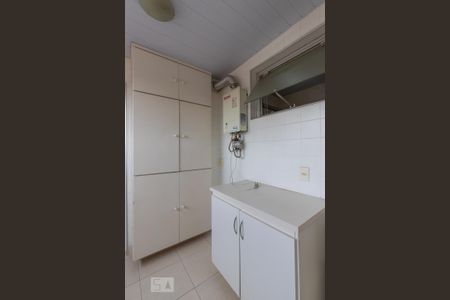 Apartamento para alugar com 118m², 3 quartos e 1 vaga Apartamento para alugar com 118m², 3 quartos e 1 vagaÁrea de serviço