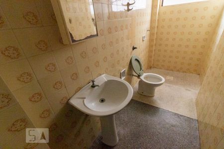 Apartamento para alugar com 57m², 2 quartos e sem vaga Apartamento para alugar com 57m², 2 quartos e sem vagaBanheiro