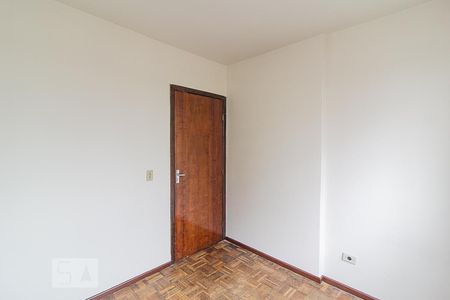 quarto 1 de apartamento para alugar com 2 quartos, 50m² em Rebouças, Curitiba