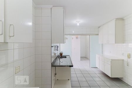 Apartamento para alugar com 100m², 3 quartos e 2 vagasCozinha