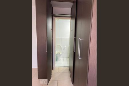 corredor de apartamento para alugar com 2 quartos, 55m² em São Bernardo, Campinas