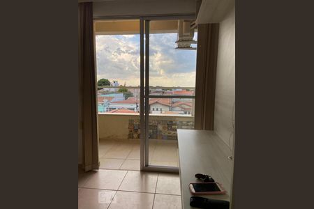 sala de apartamento para alugar com 2 quartos, 55m² em São Bernardo, Campinas