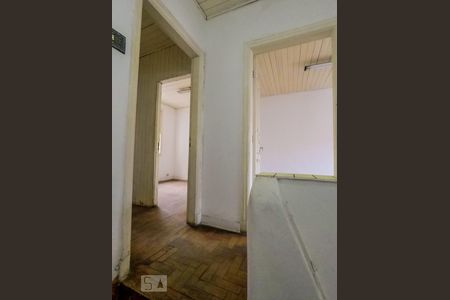 Casa à venda com 100m², 3 quartos e sem vagaEscada