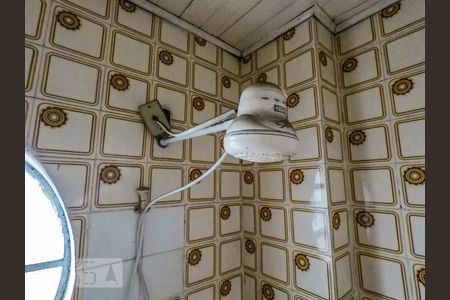 Casa à venda com 100m², 3 quartos e sem vagaBanheiro