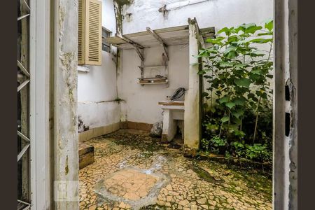 Casa à venda com 100m², 3 quartos e sem vagaQuintal