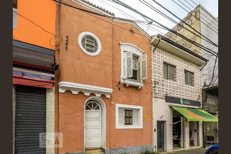 Casa à venda com 100m², 3 quartos e sem vagaFachada