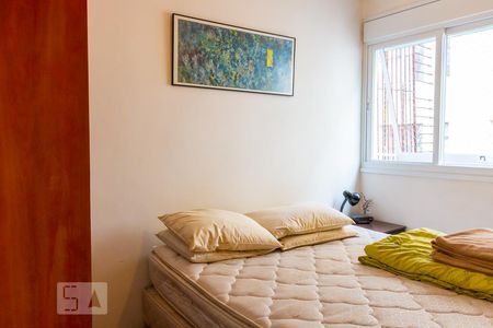 Quarto 2 de apartamento para alugar com 2 quartos, 70m² em Pinheiros, São Paulo