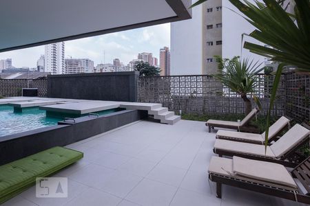 Studio para alugar com 48m², 1 quarto e 1 vagaPiscina