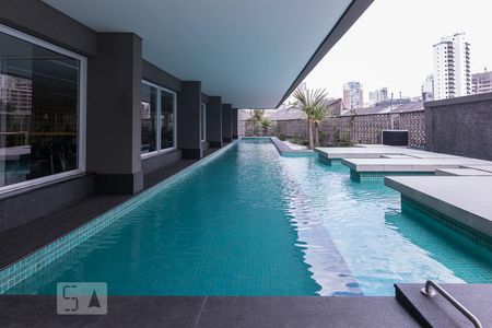 Studio para alugar com 48m², 1 quarto e 1 vagaPiscina