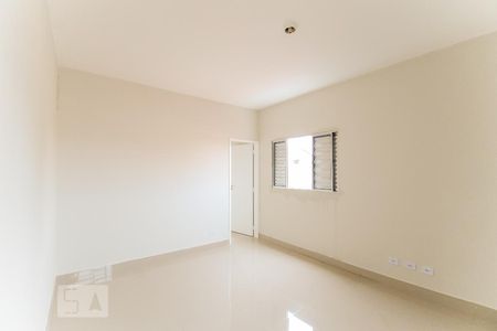 Sala e cozinha de kitnet/studio para alugar com 1 quarto, 30m² em Vila Antonieta, São Paulo