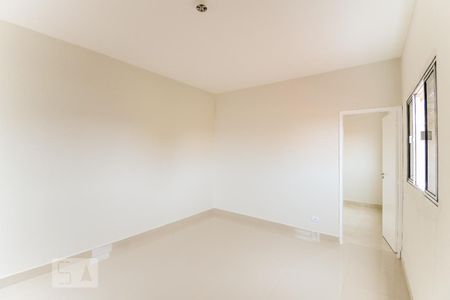 Sala e cozinha de kitnet/studio para alugar com 1 quarto, 30m² em Vila Antonieta, São Paulo