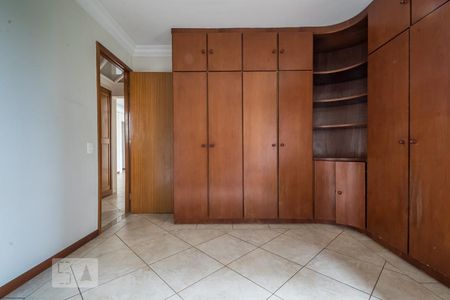Quarto 2 de apartamento para alugar com 3 quartos, 80m² em Vila Campestre, São Paulo