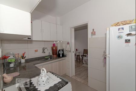 Apartamento à venda com 2 quartos, 75m² em Estoril, Belo Horizonte